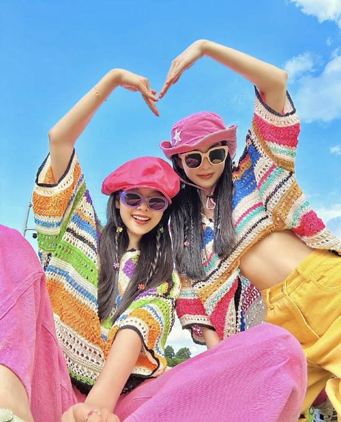 Ảnh gái mạng gần gũi và thân thiện