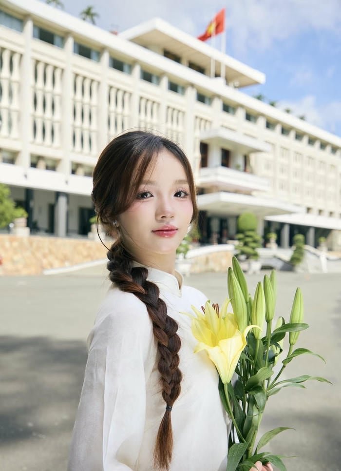 Ảnh gái xinh Việt mang nét truyền thống pha hiện đại