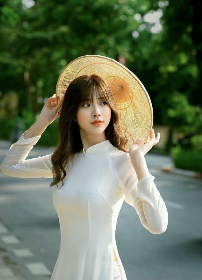 Gái xinh Việt Nam mang nét đẹp Á Đông