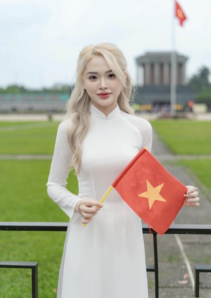 Gái xinh Việt Nam tỏa sáng tự nhiên