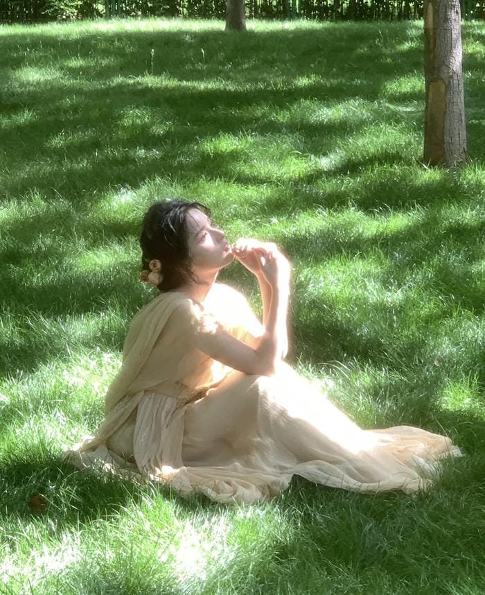 Gái xinh chụp dáng mang phong cách riêng