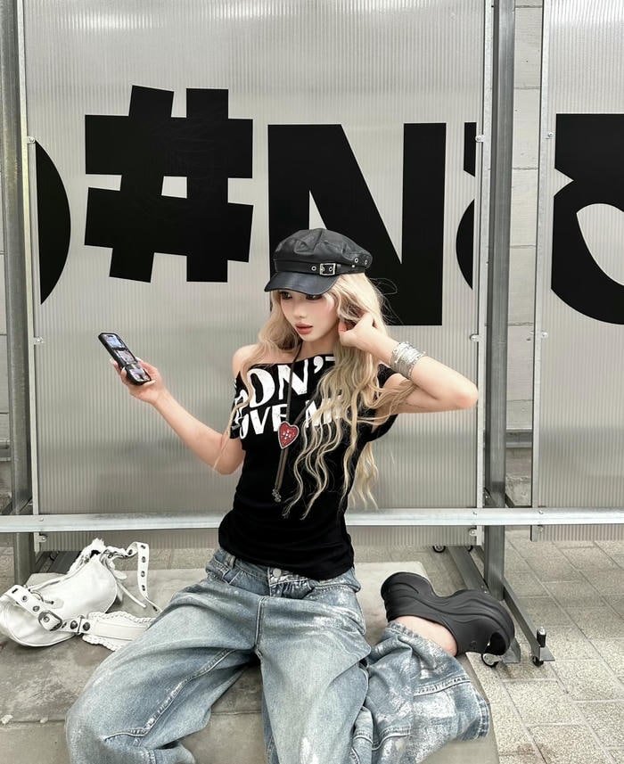 Gái xinh ngầu trong trang phục đen