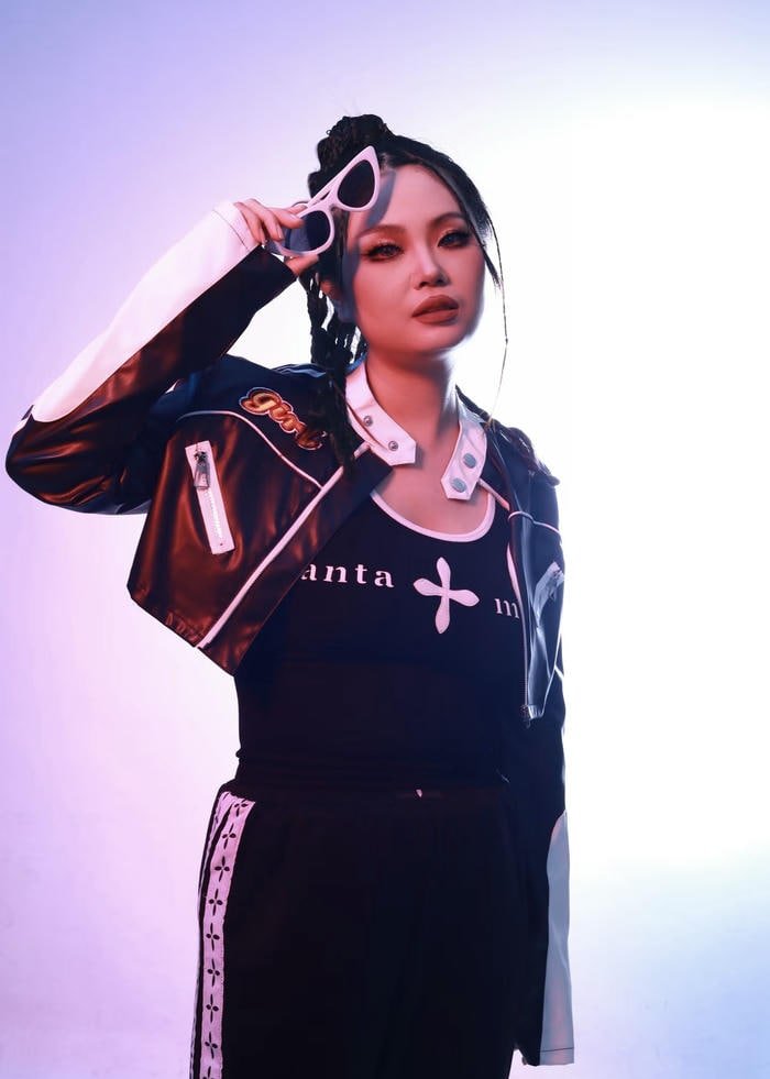 Gái xinh phong cách đường phố