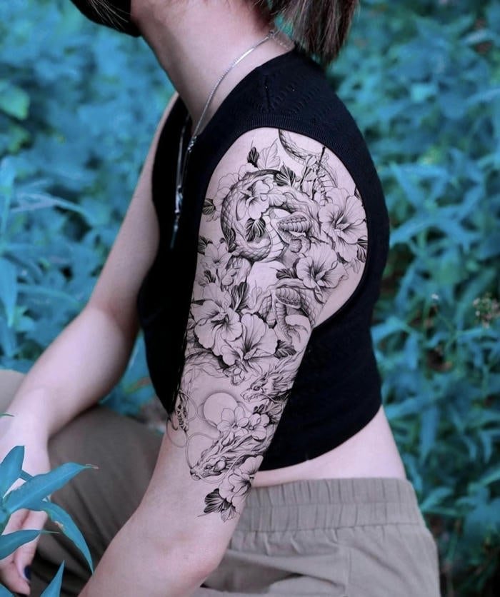 Hình xăm hoa sen rồng mini