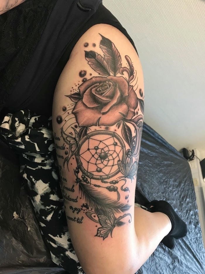 Hình xăm nghệ thuật 3D cho nữ độc đáo