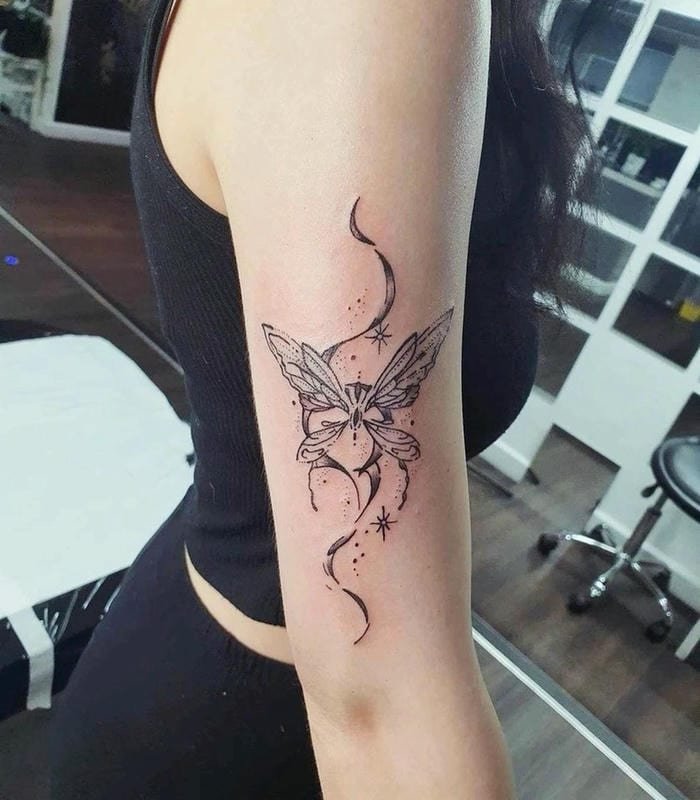 Hình xăm nghệ thuật tinh tế cho nữ