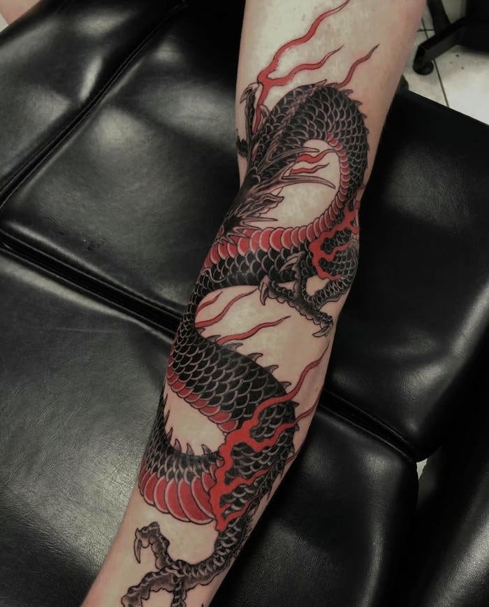 Hình xăm rồng biểu tượng quyền lực
