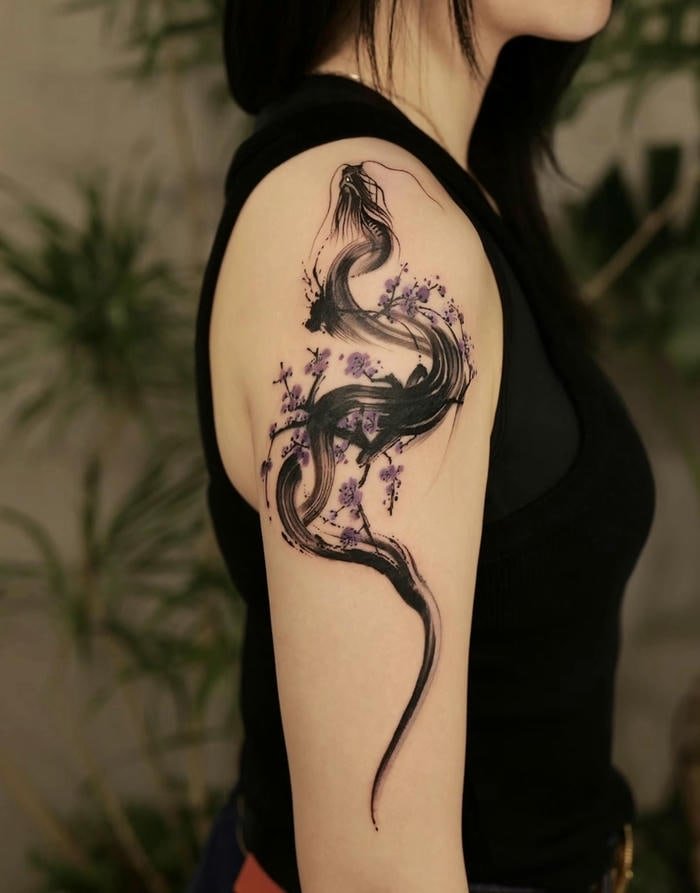 Hình xăm rồng ở vai