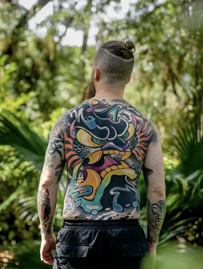 hình xăm full lưng con quỷ