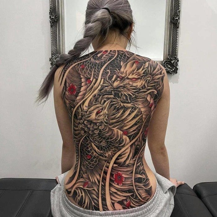 hình xăm full lưng con rồng