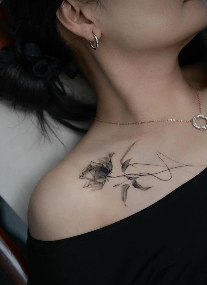 hình xăm hoa hồng đầy sức sống