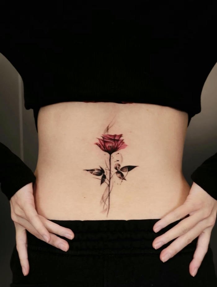 hình xăm hoa hồng nhẹ nhàng tinh tế