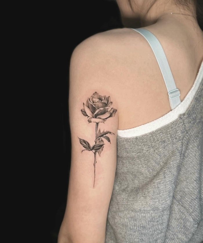 hình xăm hoa hồng sáng tạo