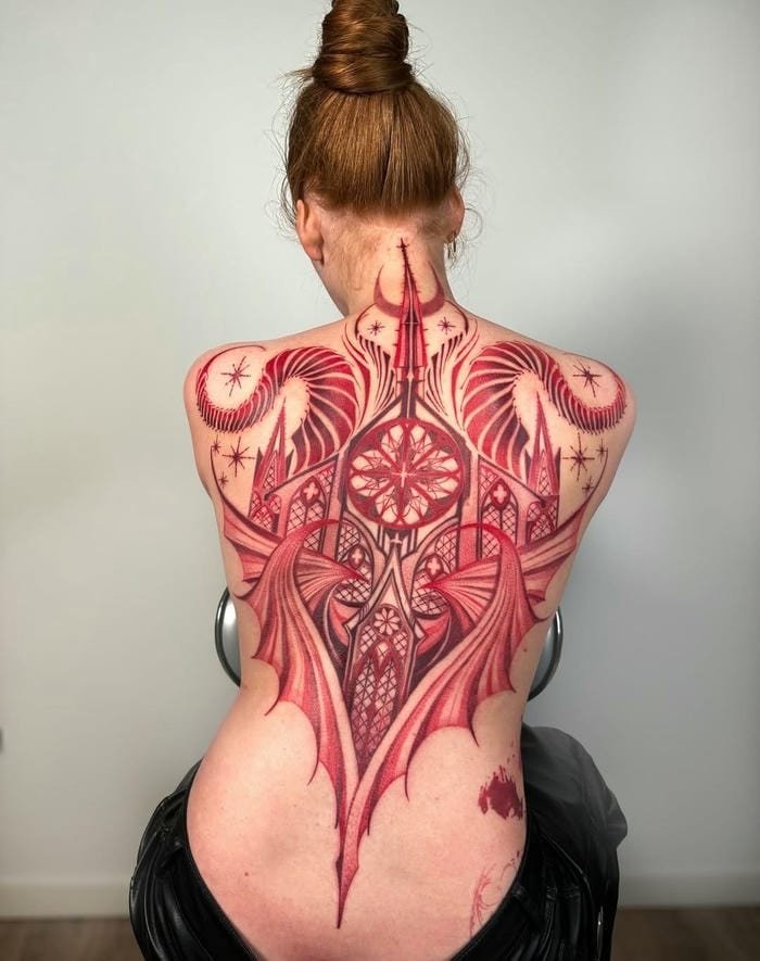 hình xăm phun lưng nữ đẹp
