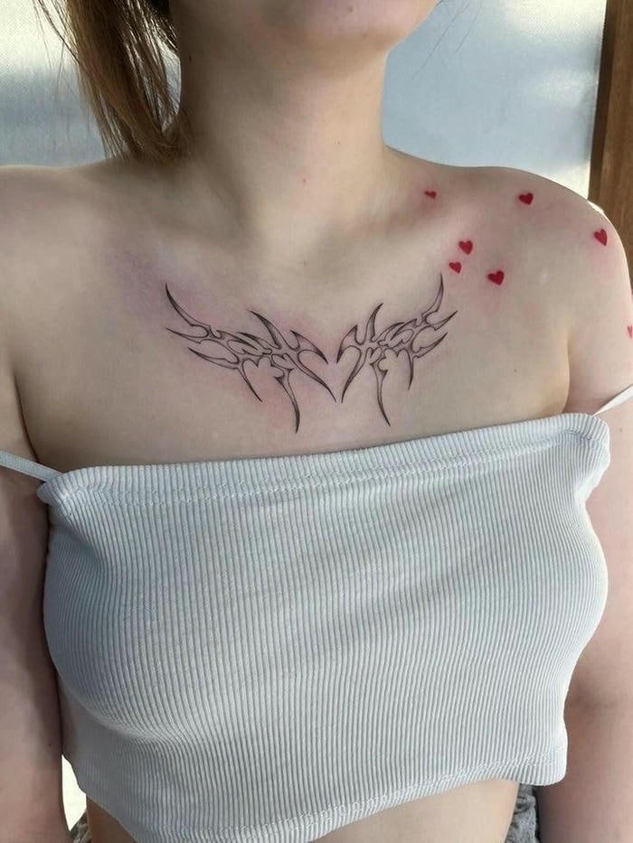 mẫu hình xăm ngực nữ