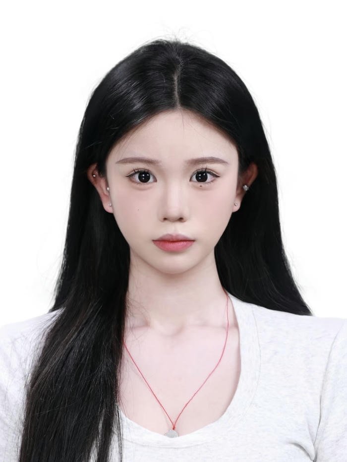 Ảnh thẻ thể hiện vẻ nghiêm chỉnh