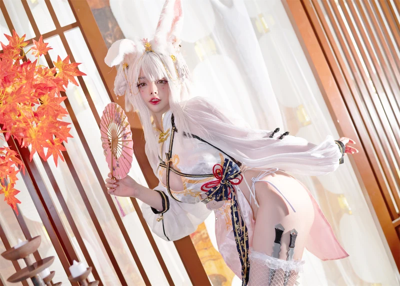 Cosplay khoả thân ảnh cực hot cực quyến rũ