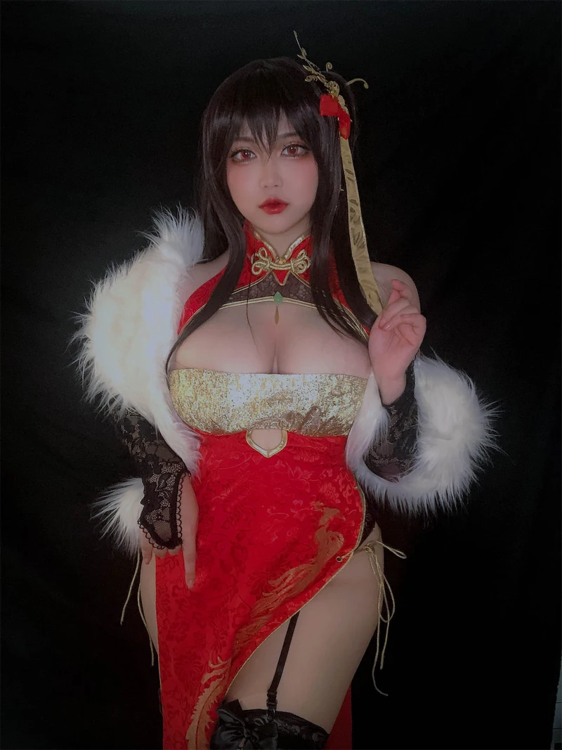 Hình cosplay nude mỏng manh nóng bỏng mê hồn