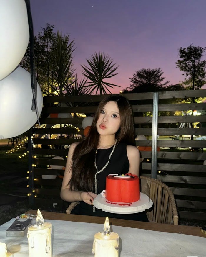 Hình sinh nhật mang cảm xúc tích cực