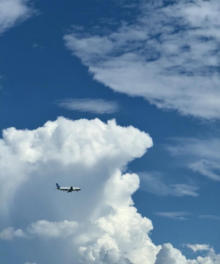 ảnh bầu trời chill đầy mây