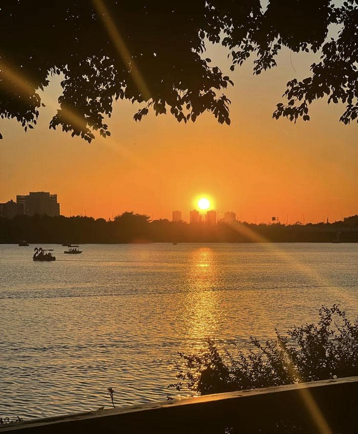 ảnh bầu trời hoàng hôn lặng lẽ