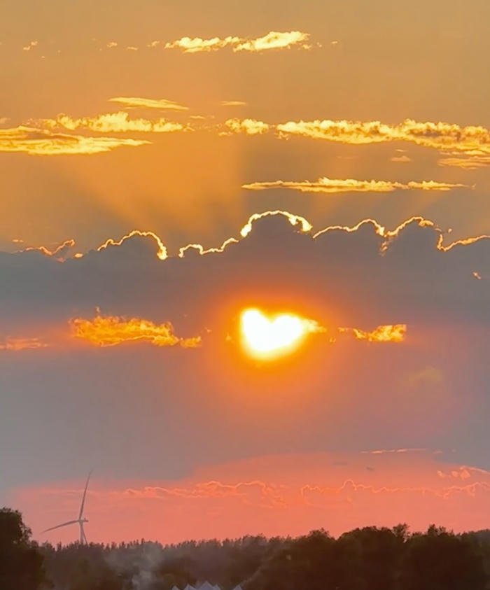 ảnh bầu trời hoàng hôn nhẹ nhàng