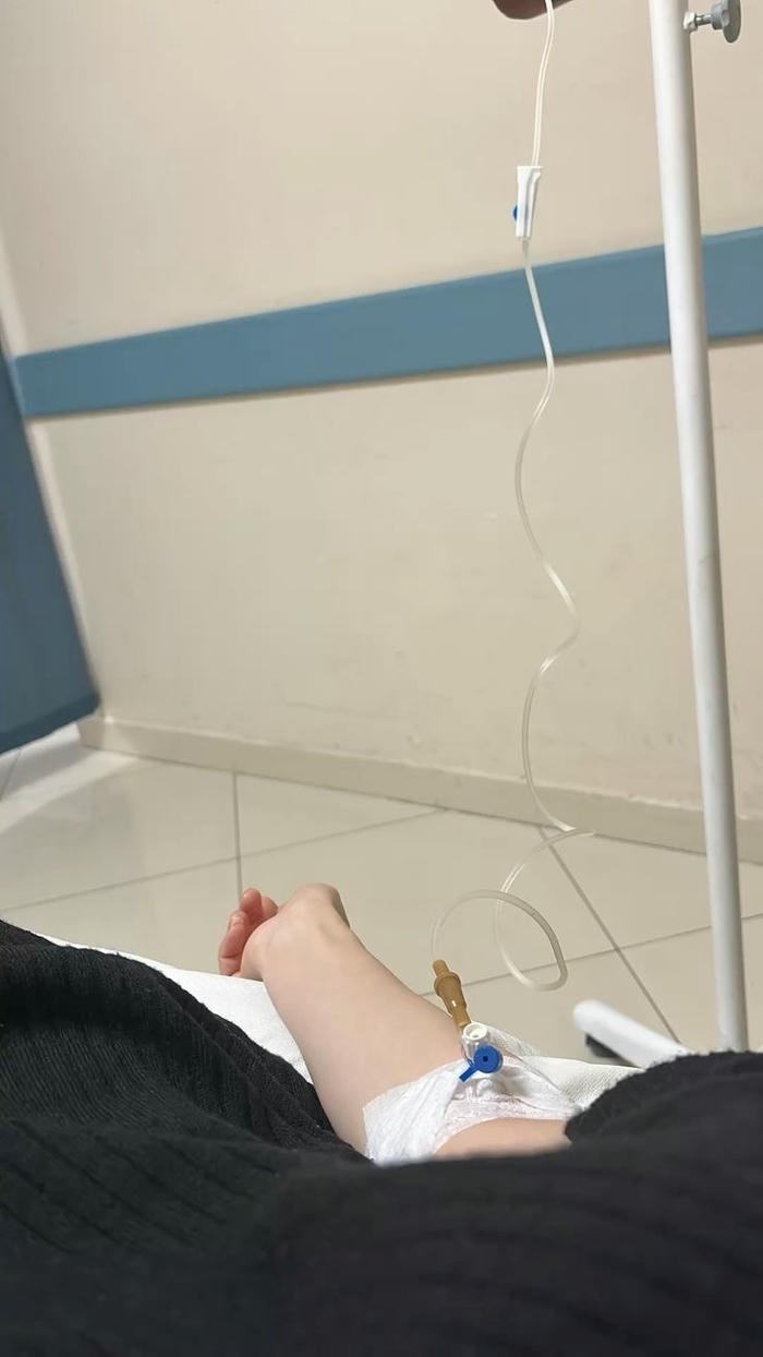 ảnh bệnh nhân truyền nước