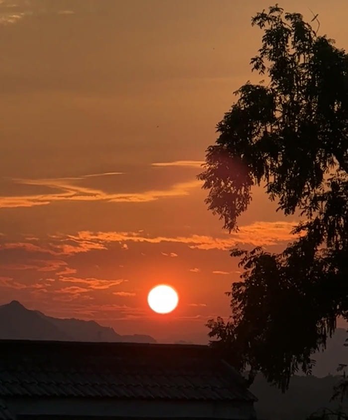 ảnh bình minh sáng trong