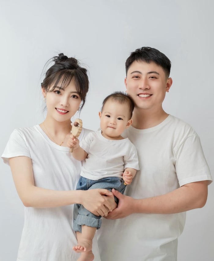 ảnh gia đình đầy đủ