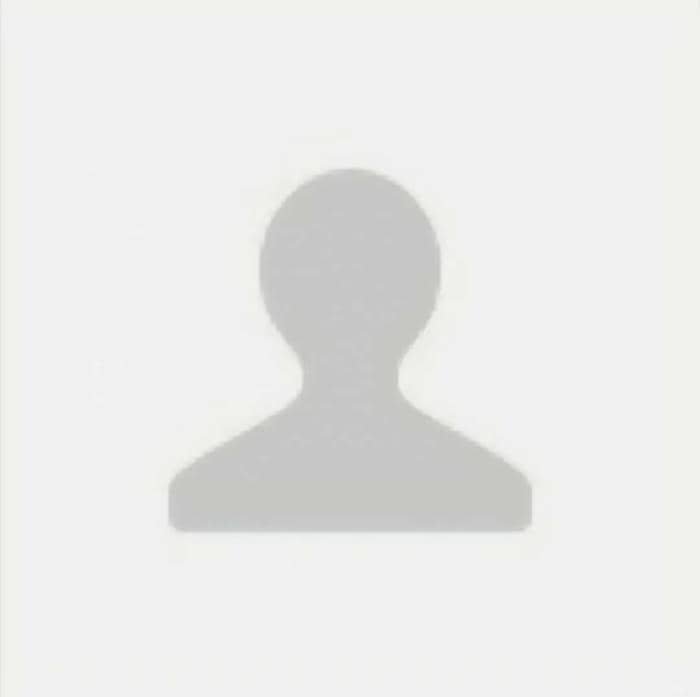 avatar trống facebook