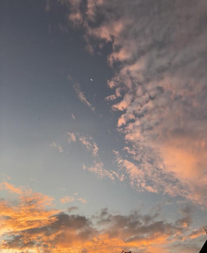 hình ảnh bầu trời hoàng hôn buồn