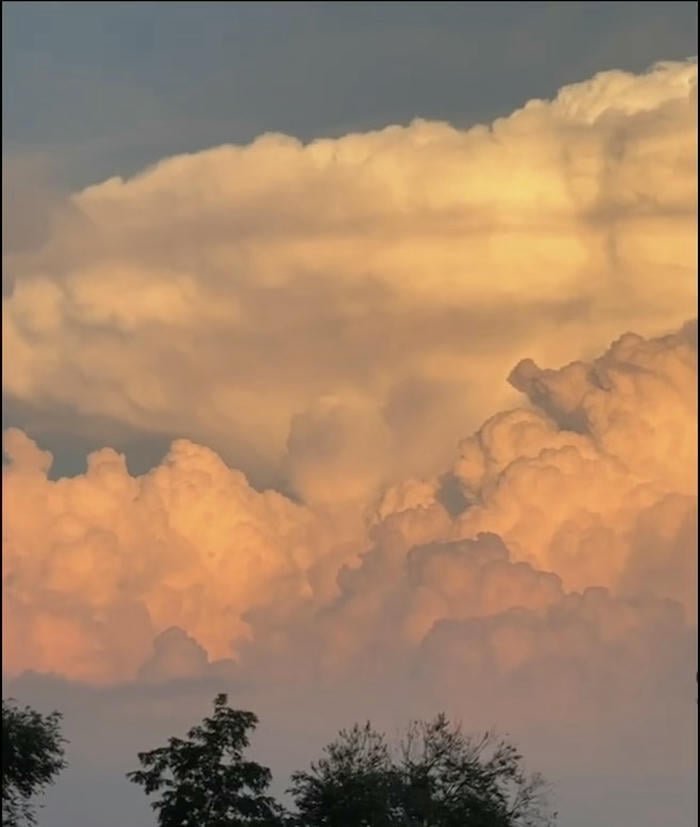 hình ảnh bầu trời hoàng hôn đẹp