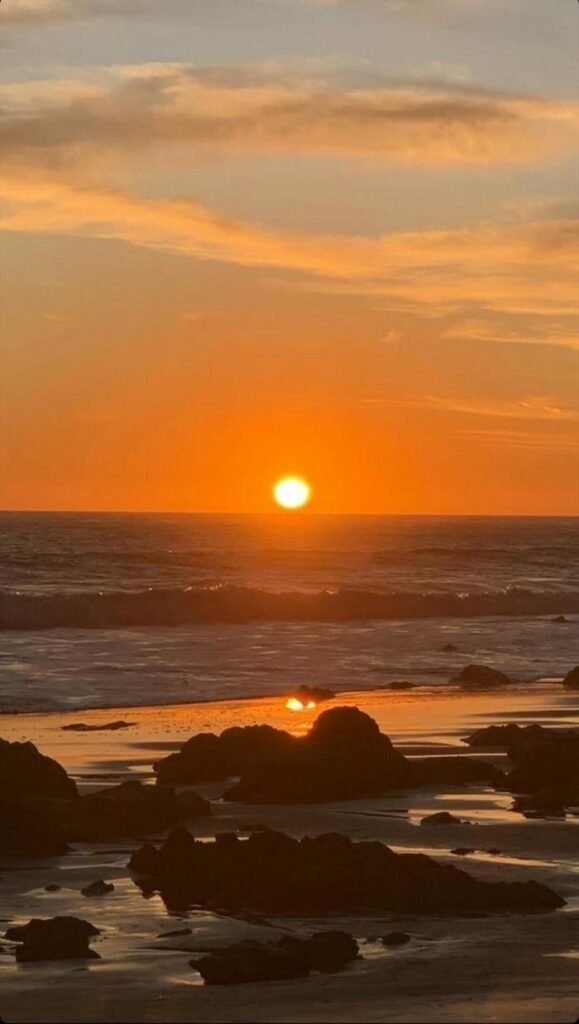 hình ảnh bầu trời hoàng hôn trên biển