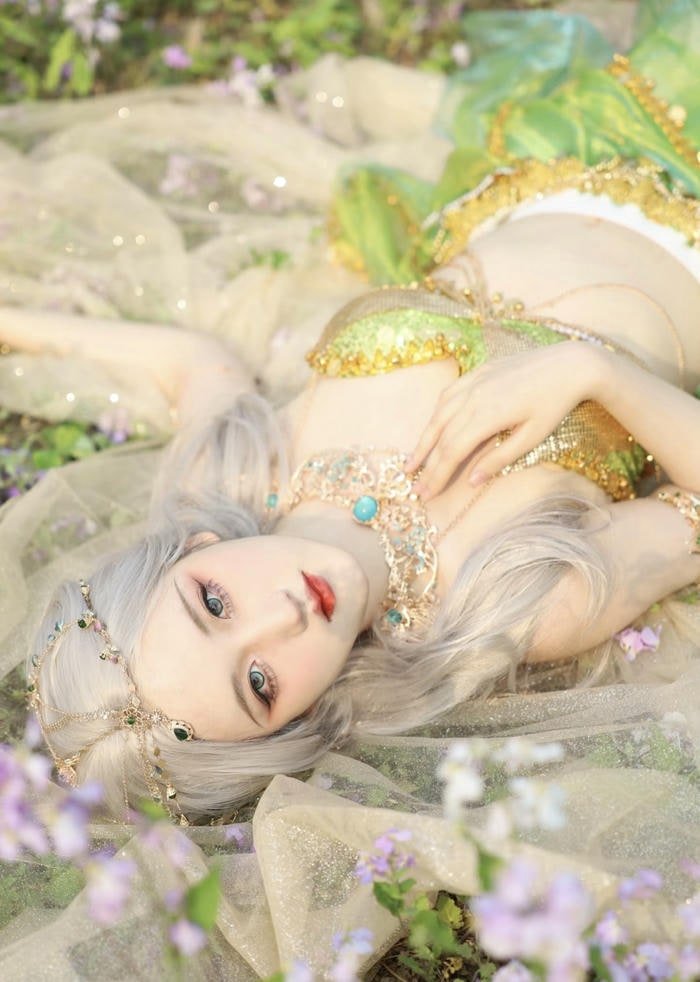 Ảnh đại diện gái xinh cosplay cá tính(1)