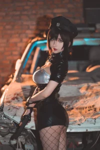 Hình cosplay cảnh sát tuyệt đẹp sống động