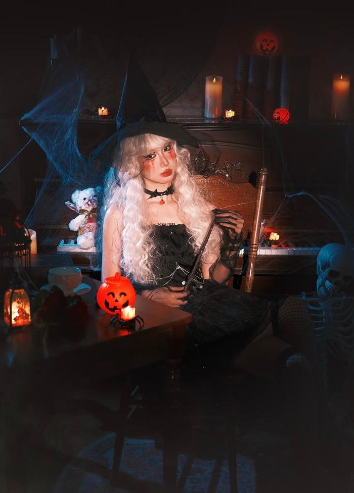 Nhân vật hóa trang phù thủy nhìn khá cuốn mắt