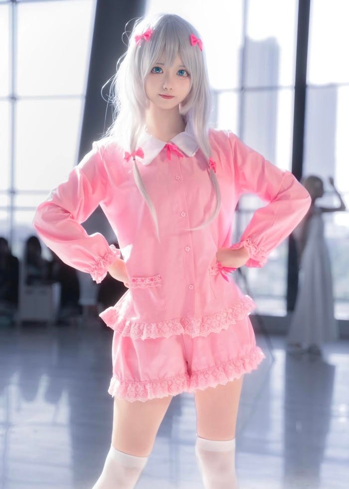 ảnh cosplay anime ánh sáng lung linh