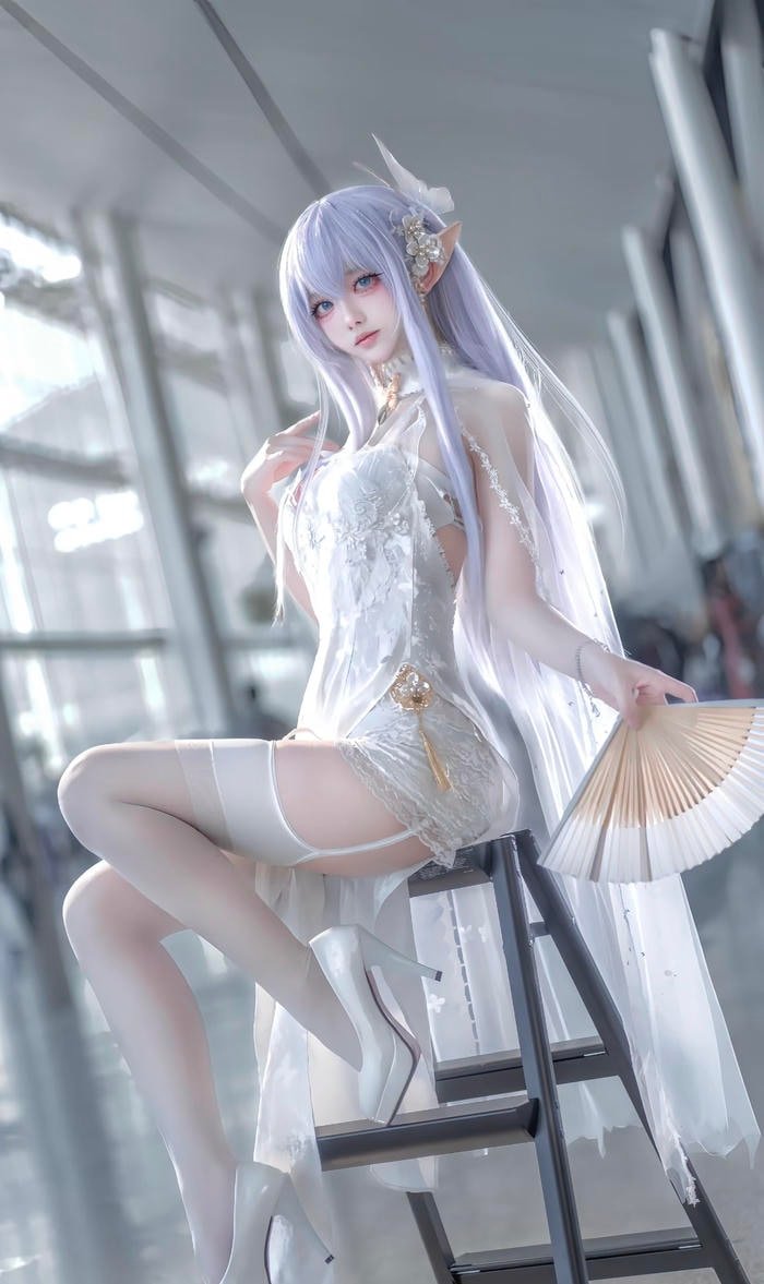 ảnh cosplay anime với tạo hình chuẩn