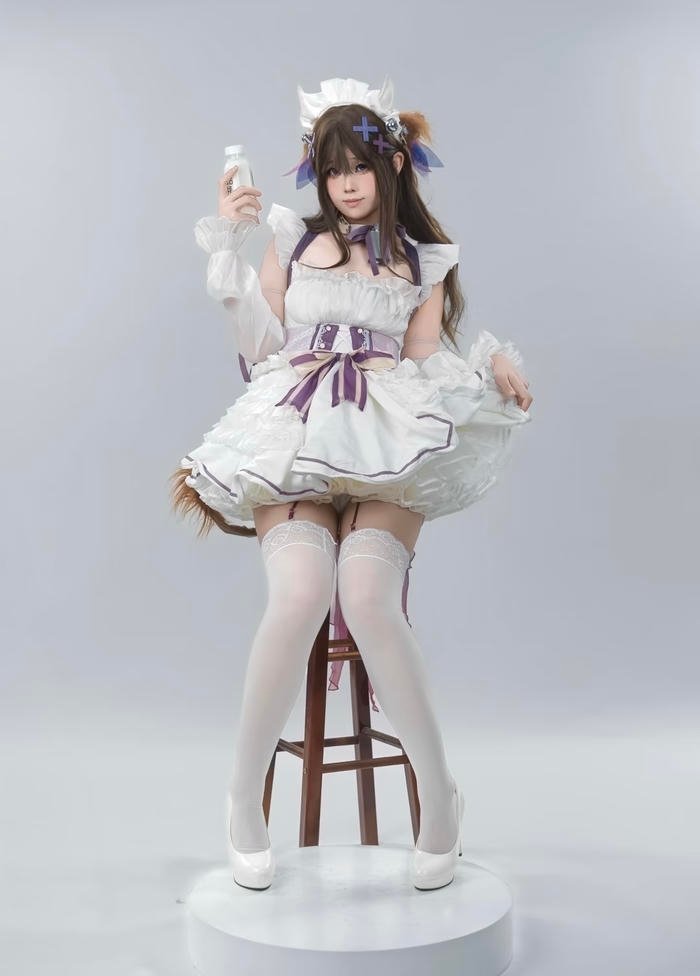 cosplay bò sữa phiên bản anime