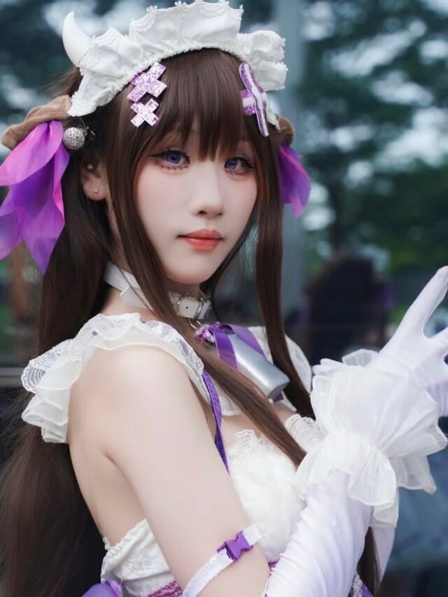 Tận hưởng 147+ ảnh cosplay bò sữa sexy với body nóng bỏng