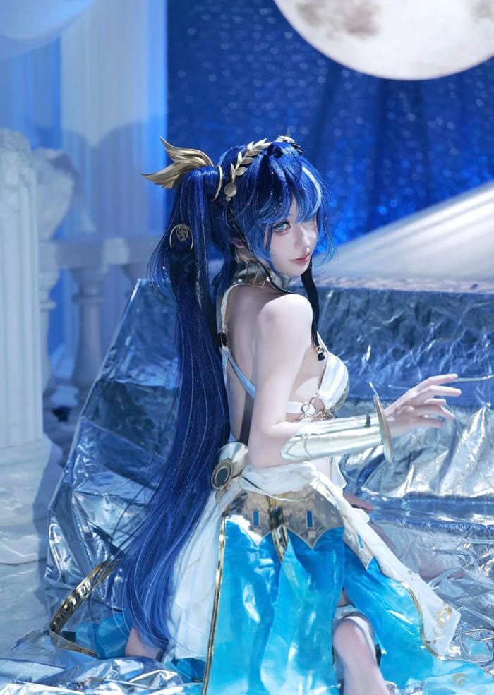 hình nghệ thuật cosplay anime dễ thương