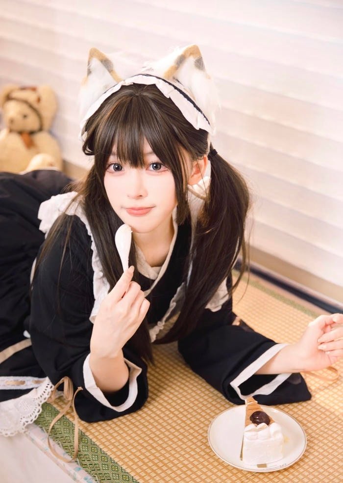 hình tượng hầu gái lấy cảm hứng maid cafe