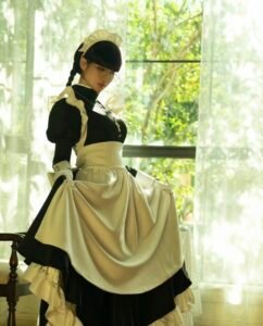 hóa thân thành hầu gái cổ điển