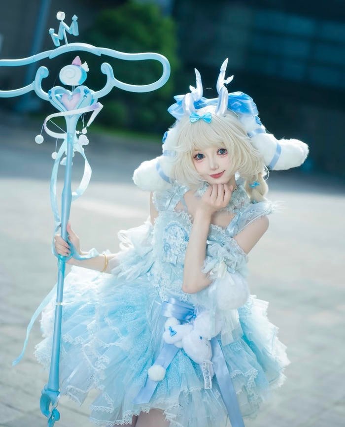 phối đồ cosplay nữ anime theo vibe trẻ trung ấn tượng