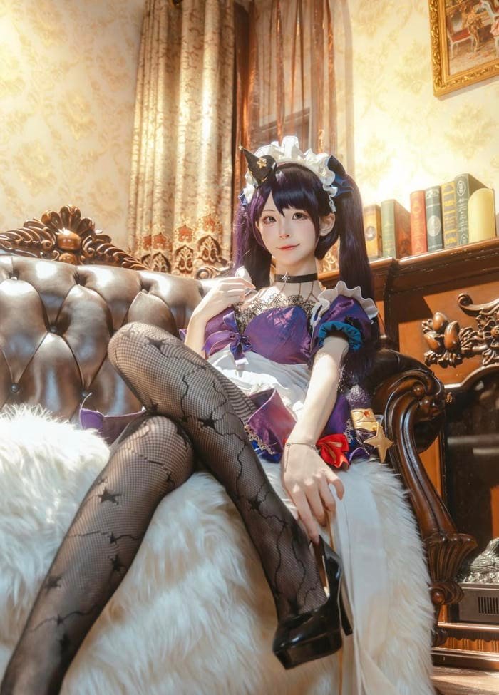 phong cách hầu gái phối ren tinh xảo