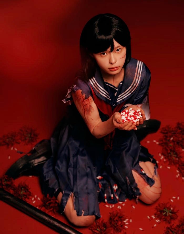 trang phục nữ anime cosplay kết hợp chất liệu lạ mắt