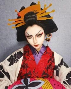 Daki cosplay mạnh mẽ