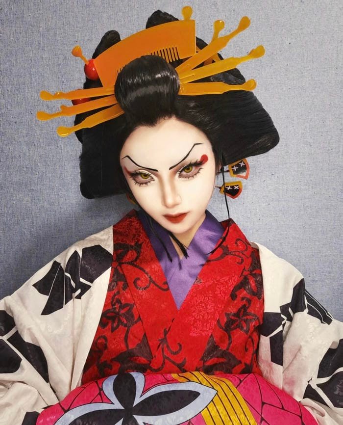 Daki cosplay mạnh mẽ