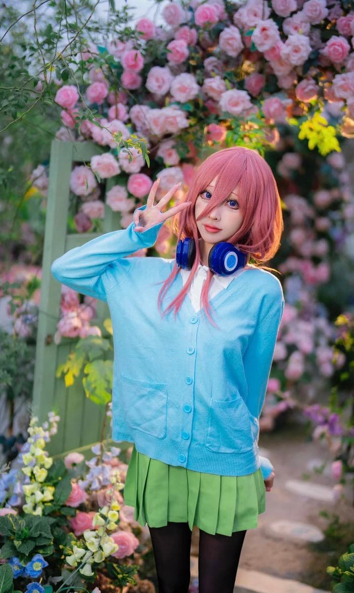 Miku cosplay style anime