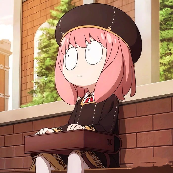 ảnh Anya Forger khuôn mặt bất ngờ